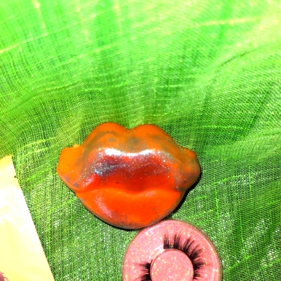 ποΈ Women's Make-up Style Setπβ¨οΈπ - Picture 7 of 9